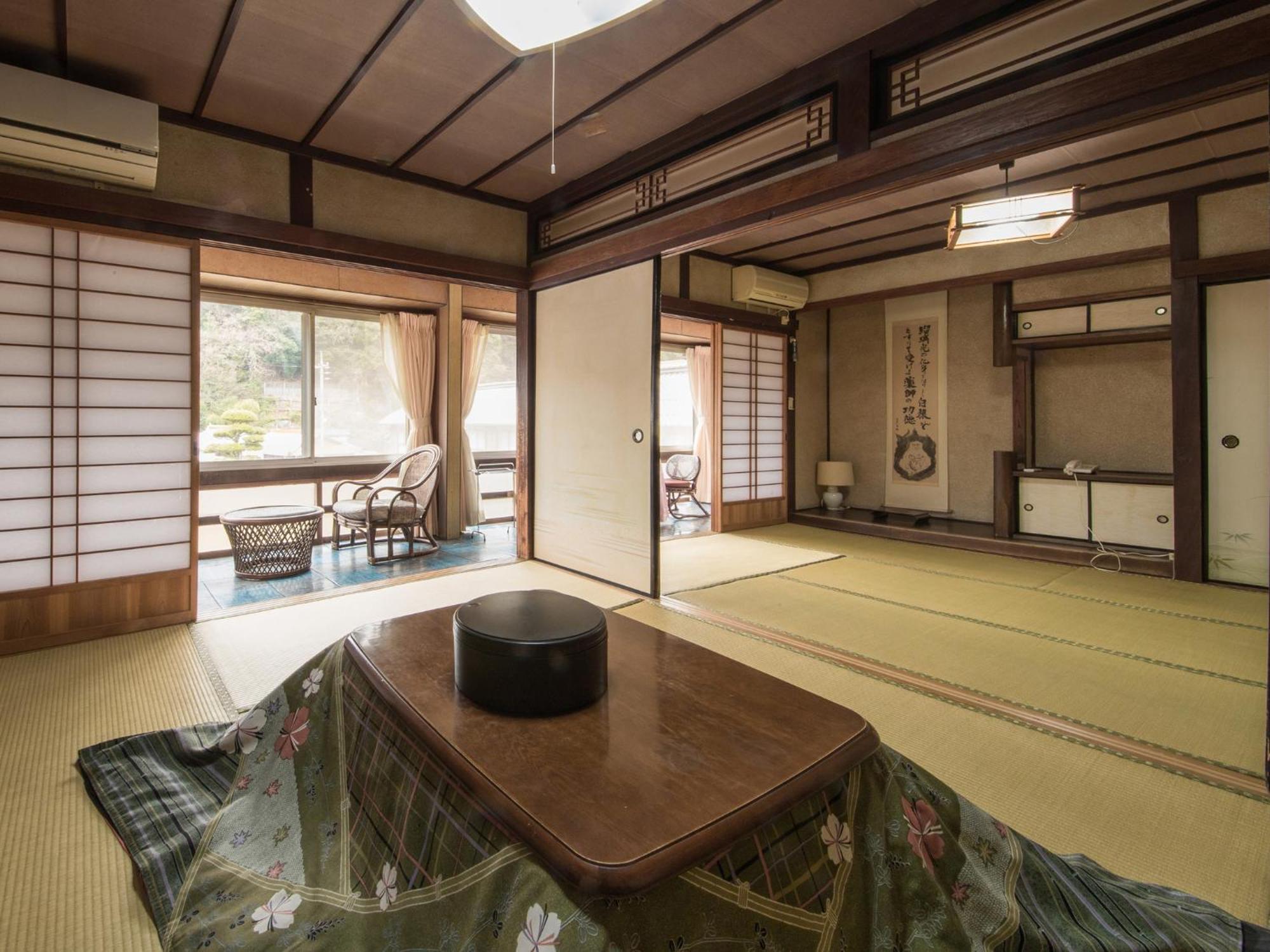 Izumiya Ryokan' Tawarayama Onsen Nagato  Luaran gambar
